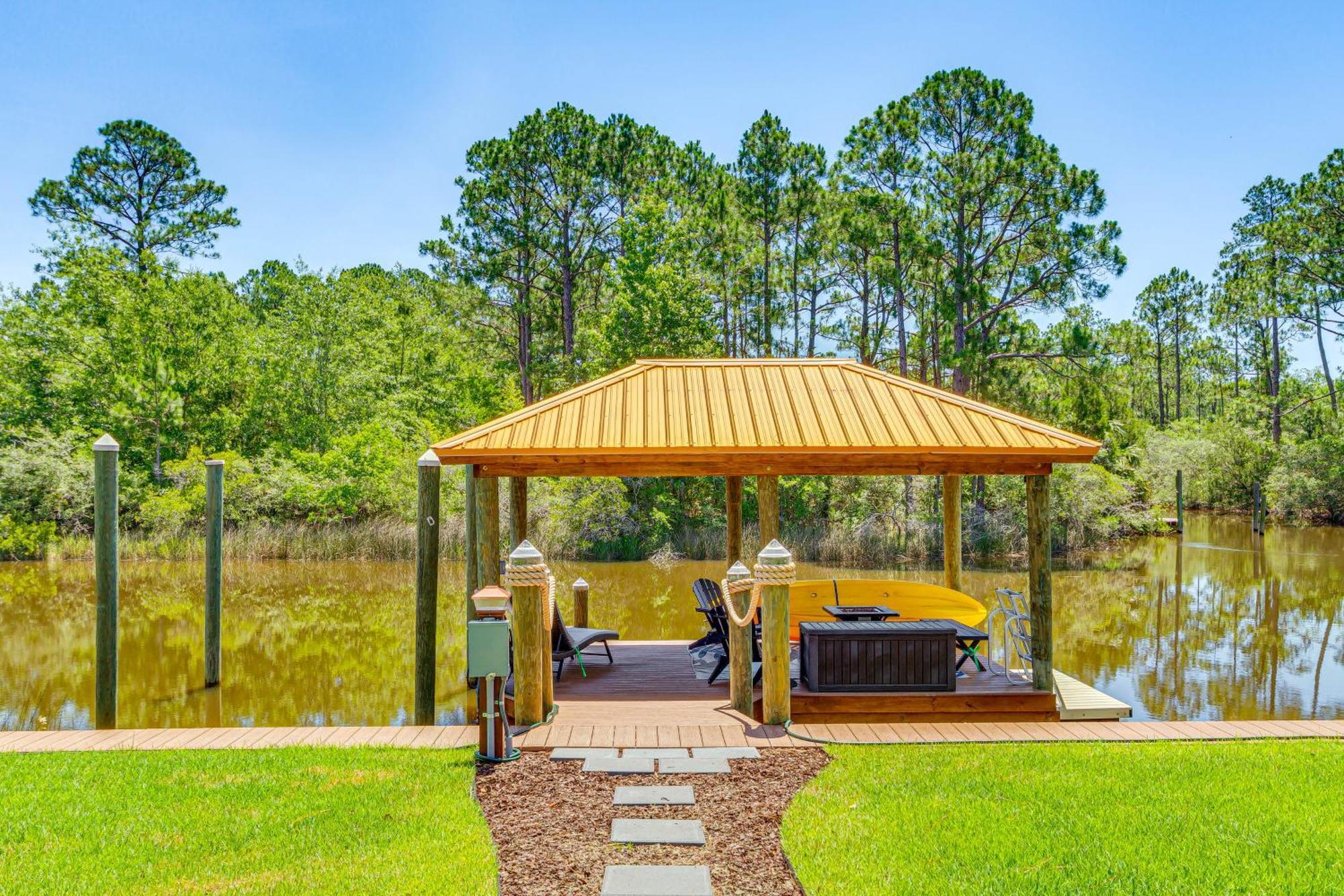 מילטון Waterfront Florida Vacation Rental With Boat Dock מראה חיצוני תמונה